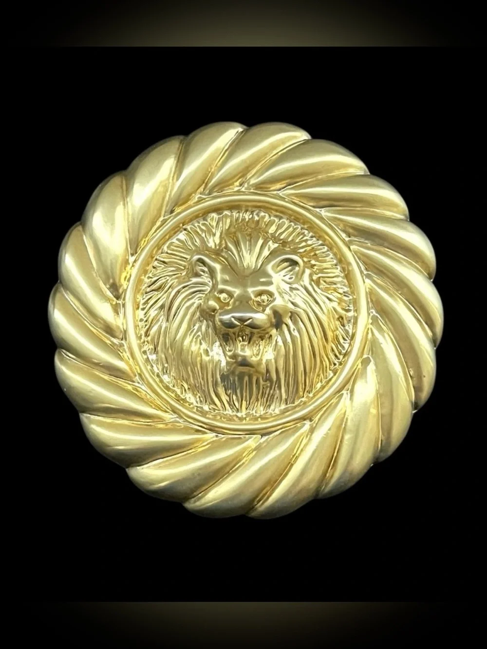 Vintage Motion East Gold Lion Head belt buckle Circa 1975